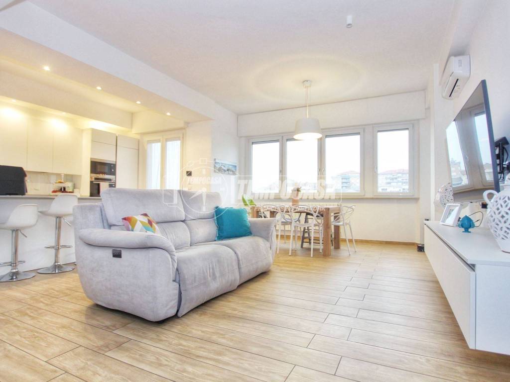 appartamento in vendita ad Ancona in zona Piano San Lazzaro