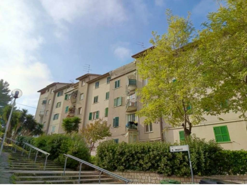 appartamento in vendita ad Ancona in zona Piano San Lazzaro