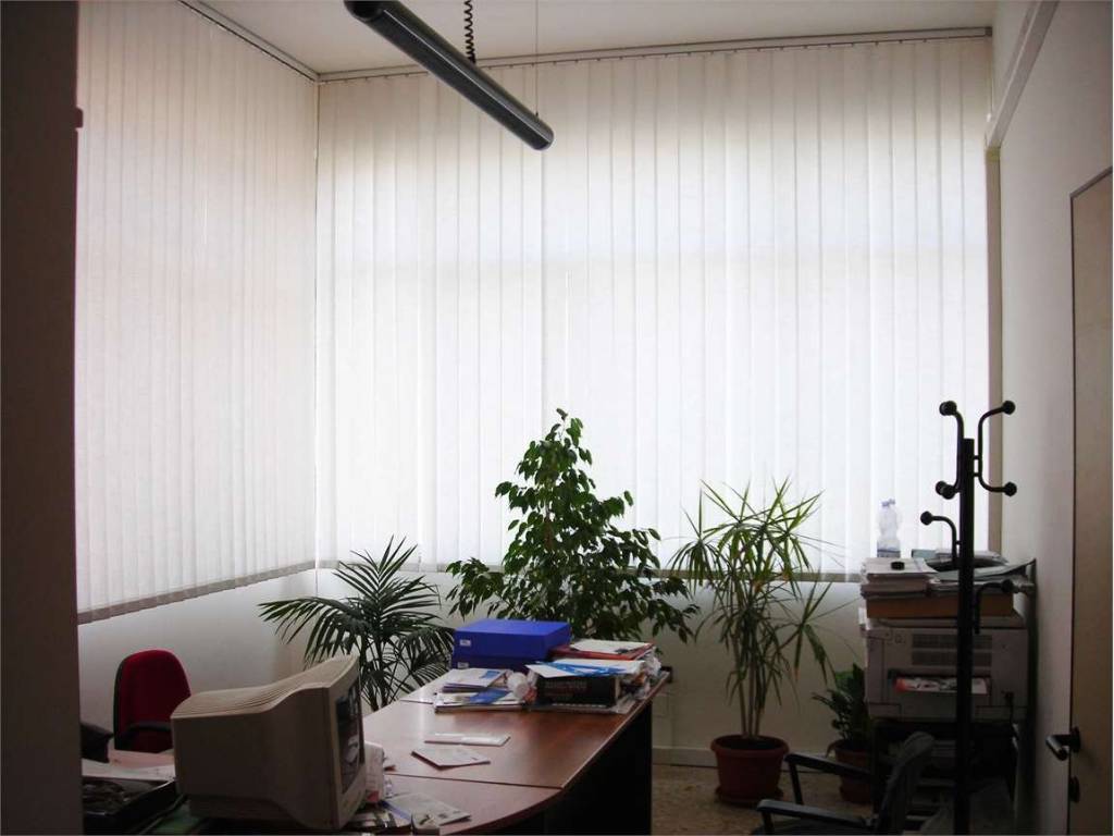 capannone in vendita ad Ancona in zona Palombare