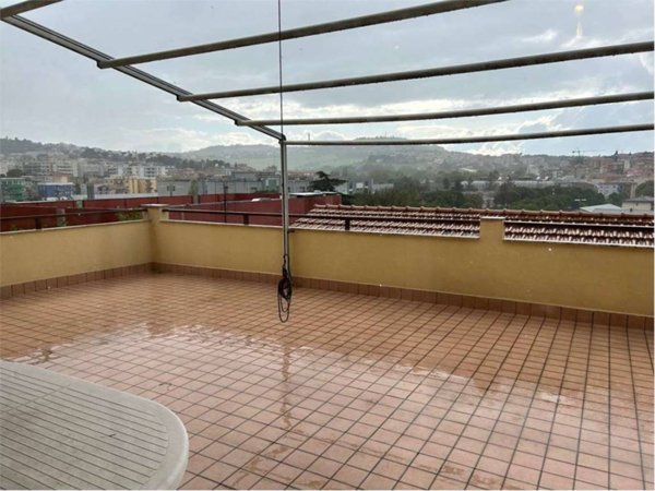 appartamento in vendita ad Ancona in zona Tavernelle