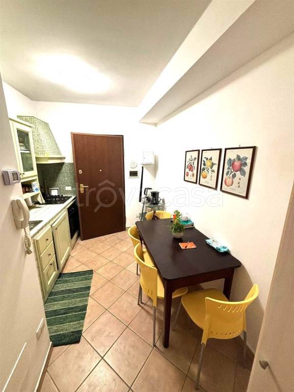 appartamento in vendita ad Ancona in zona Adriatico