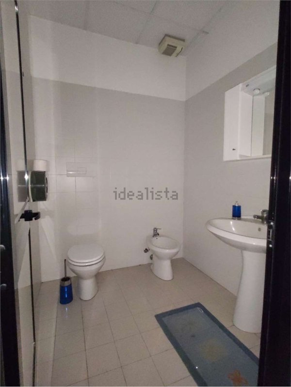 ufficio in vendita ad Ancona in zona Baraccola