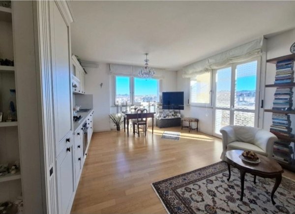 appartamento in vendita ad Ancona in zona Palombare