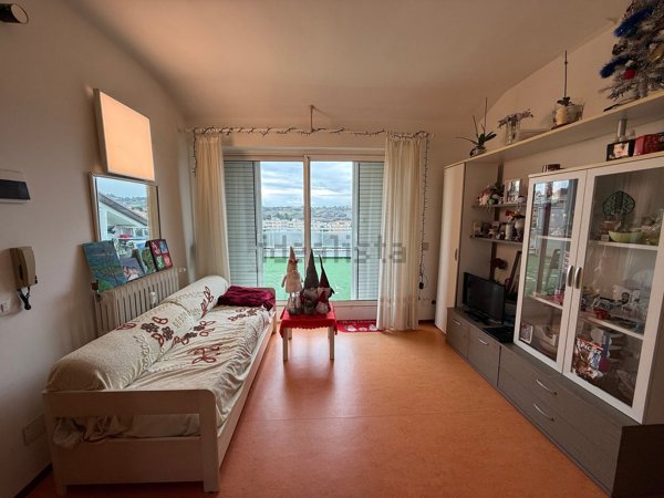 appartamento in vendita ad Ancona in zona Montirozzo