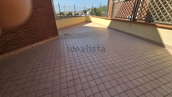 appartamento in vendita ad Ancona in zona Piano San Lazzaro