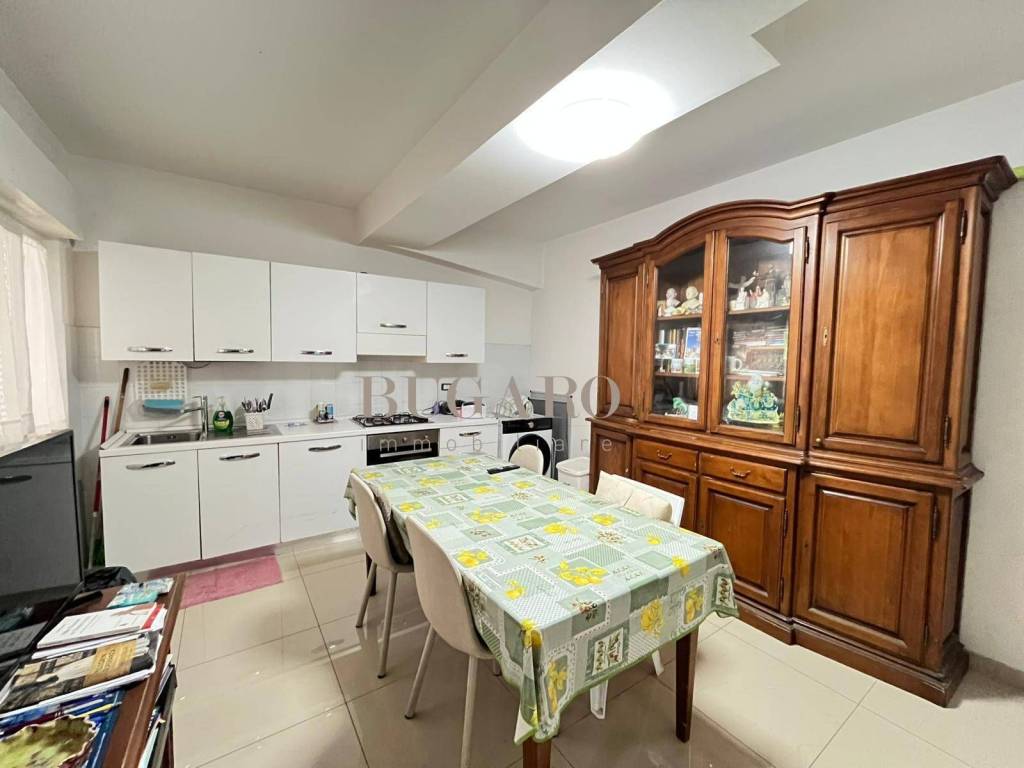 appartamento in vendita ad Ancona in zona Piano San Lazzaro