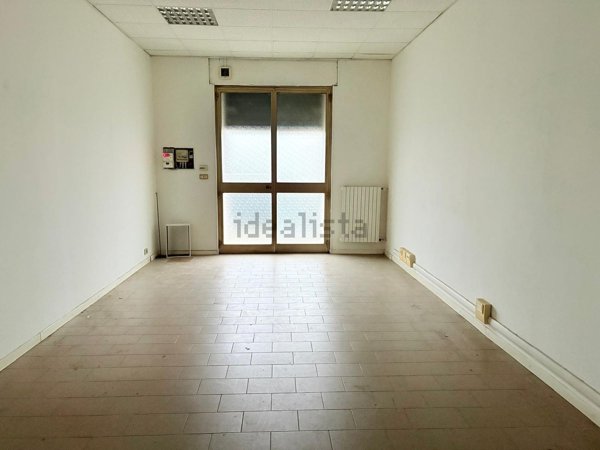 ufficio in vendita ad Ancona in zona Palombella