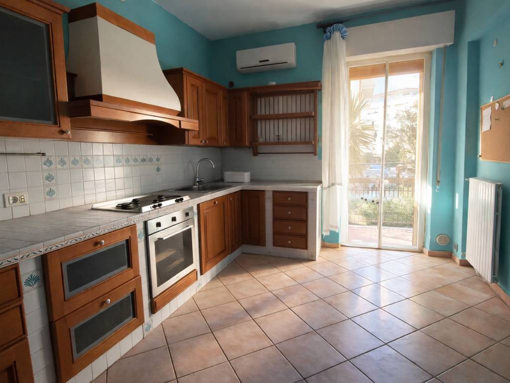 appartamento in vendita ad Ancona in zona Tavernelle