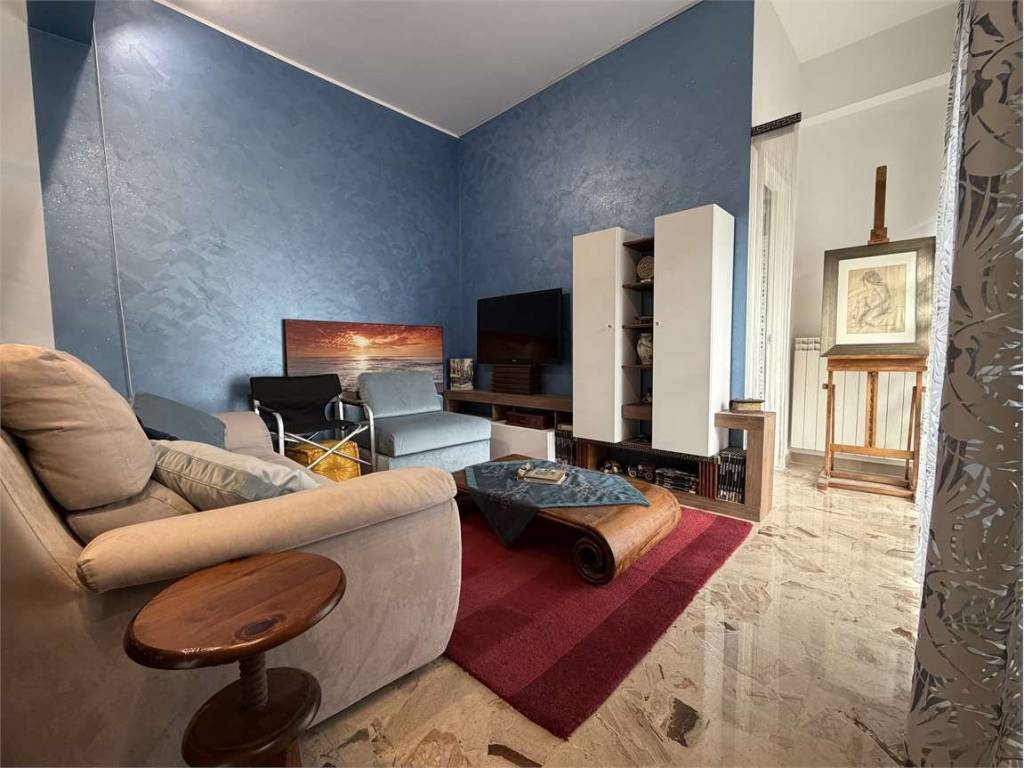 appartamento in vendita ad Ancona in zona Montirozzo