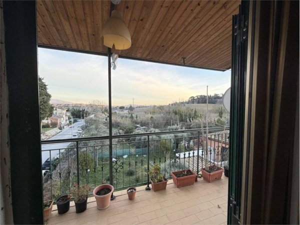 appartamento in vendita ad Ancona in zona Aspio di Ancona