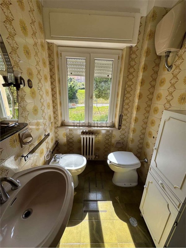 appartamento in vendita ad Ancona in zona Scrima