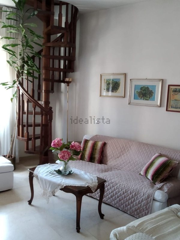 appartamento in vendita ad Ancona in zona Montirozzo