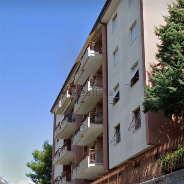 appartamento in vendita ad Ancona in zona Piano San Lazzaro