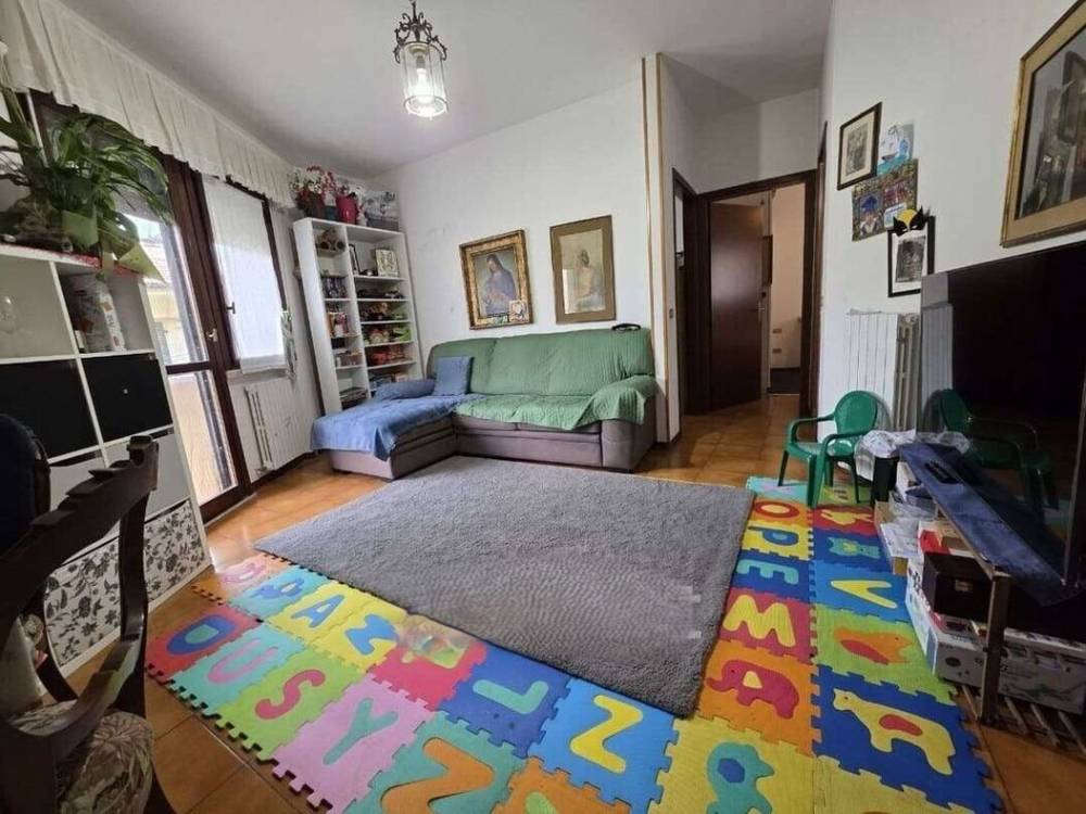 appartamento in vendita ad Ancona in zona Adriatico