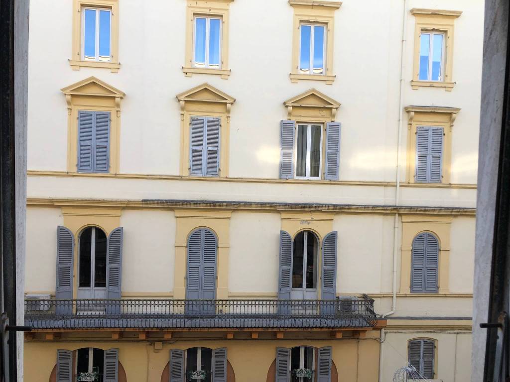 appartamento in vendita ad Ancona in zona Piano San Lazzaro