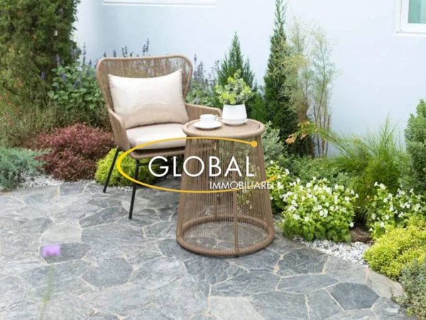 appartamento in vendita ad Ancona in zona Adriatico