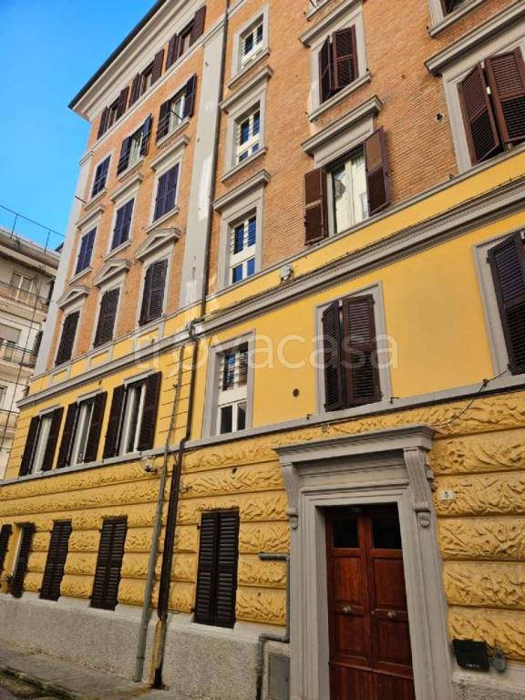 appartamento in vendita ad Ancona in zona Centro Storico