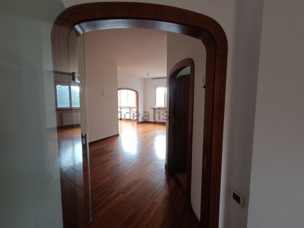 casa indipendente in vendita ad Ancona in zona Adriatico