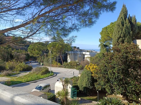 casa indipendente in vendita ad Ancona in zona Passetto