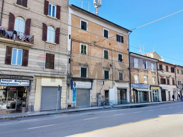 appartamento in vendita ad Ancona in zona Tavernelle