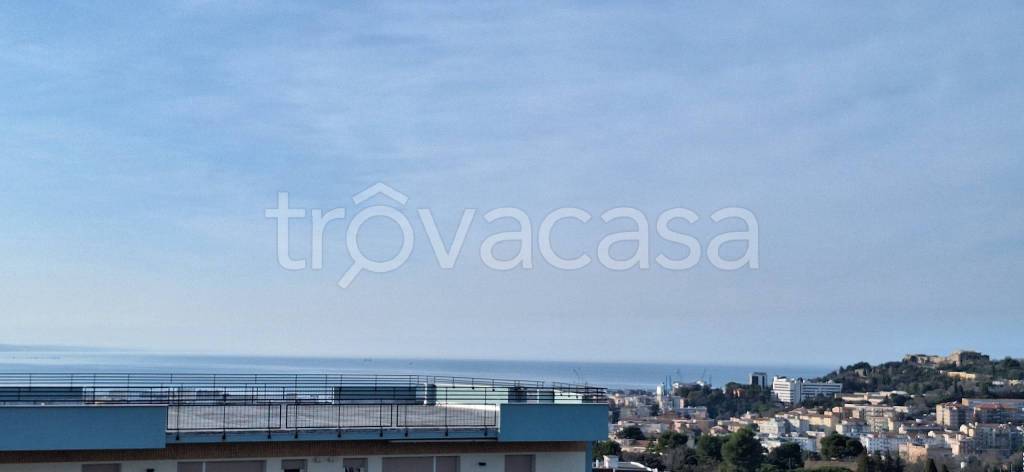 appartamento in vendita ad Ancona in zona Tavernelle