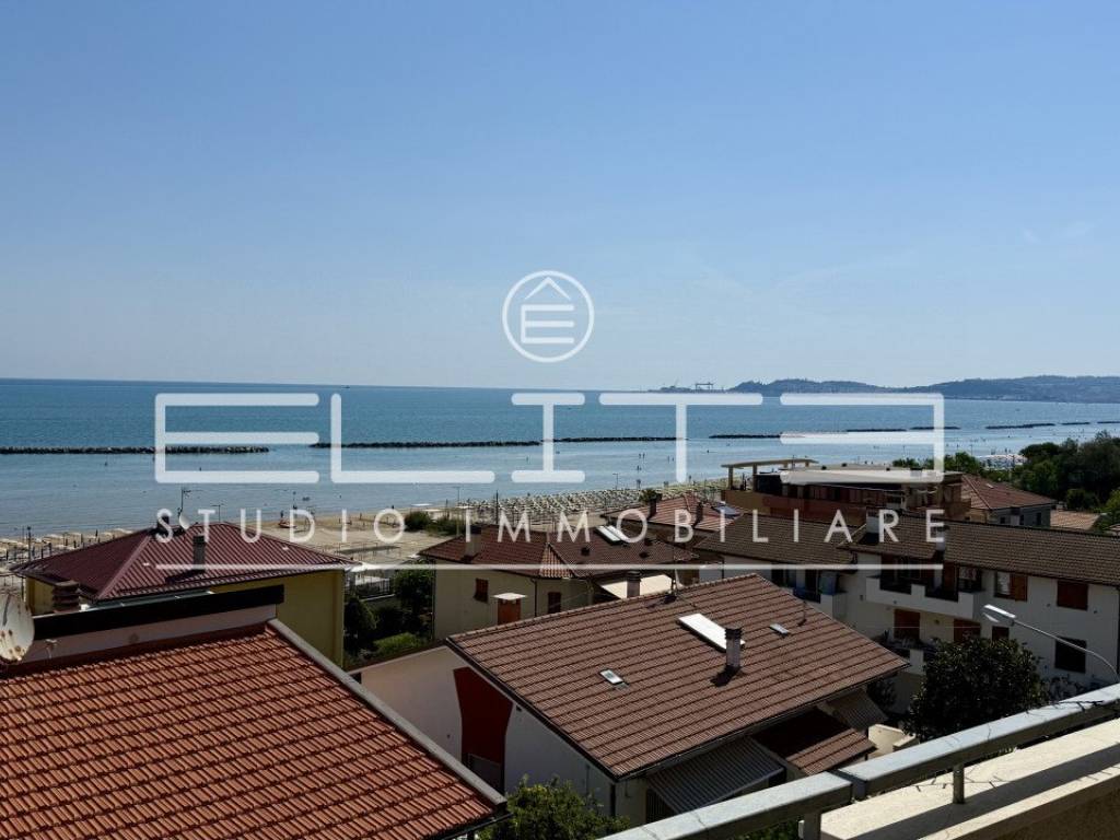 appartamento in vendita ad Ancona in zona Piano San Lazzaro