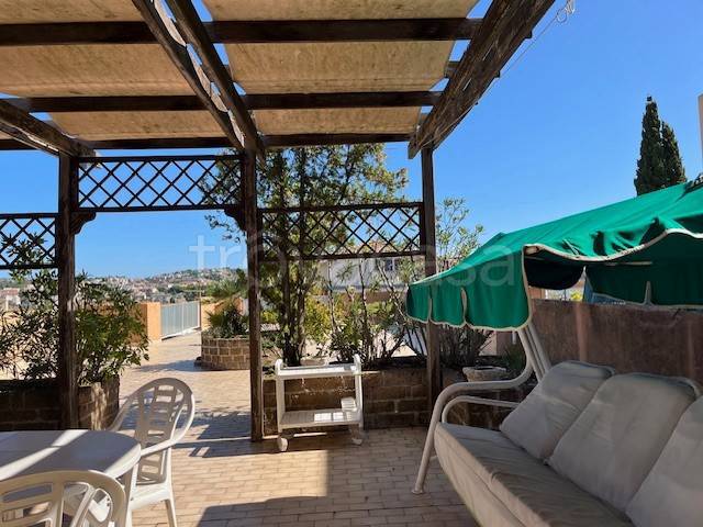 appartamento in vendita ad Ancona in zona Posatora