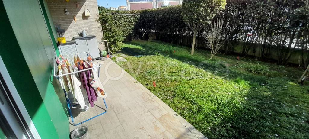 appartamento in vendita ad Ancona in zona Palombare