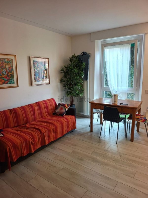 appartamento in vendita ad Ancona in zona Adriatico