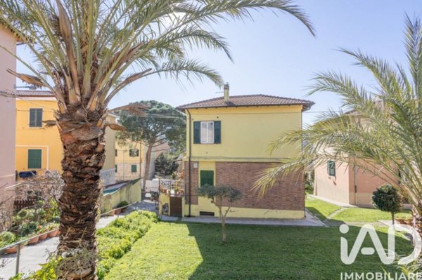 appartamento in vendita ad Ancona in zona Piano San Lazzaro