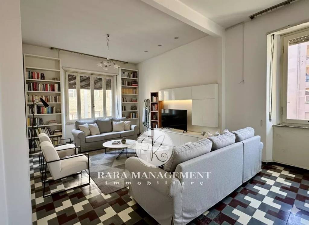 appartamento in vendita ad Ancona in zona Adriatico