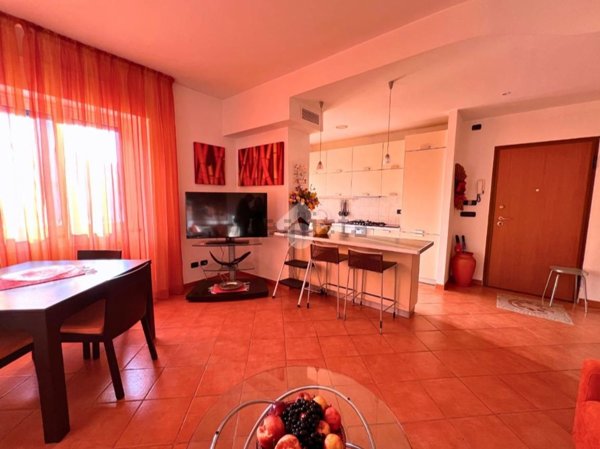 appartamento in vendita ad Ancona in zona Delle Grazie