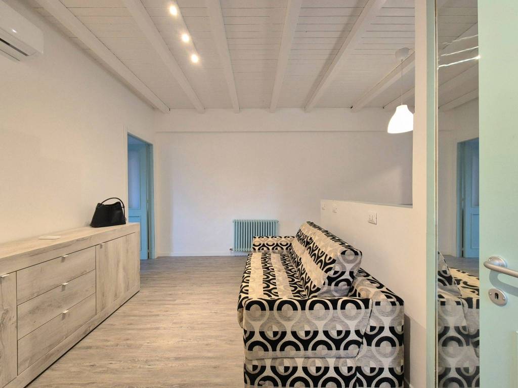 appartamento in vendita ad Ancona in zona Piano San Lazzaro