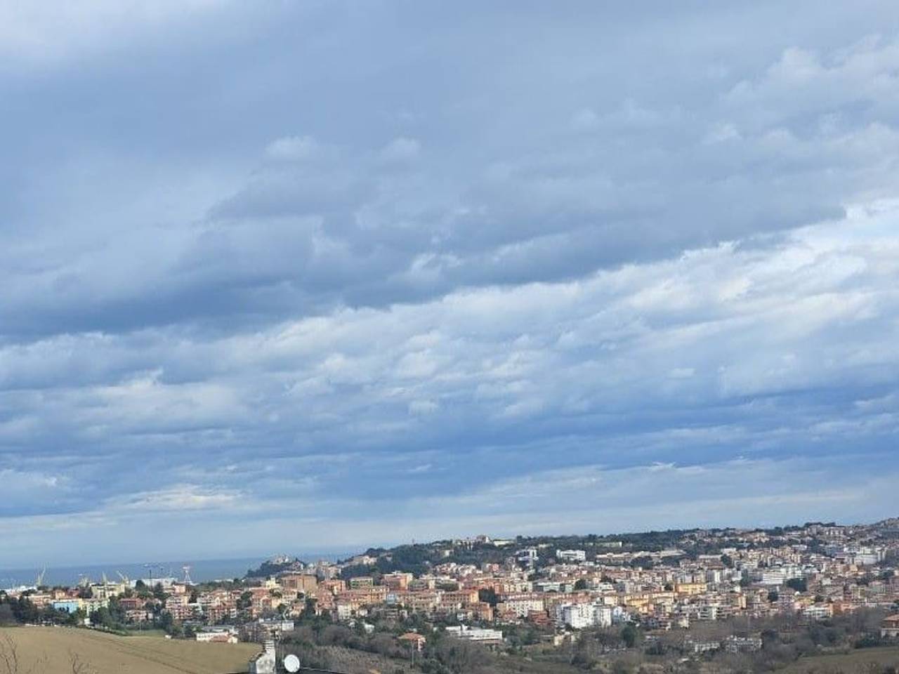 appartamento in vendita ad Ancona in zona Piano San Lazzaro