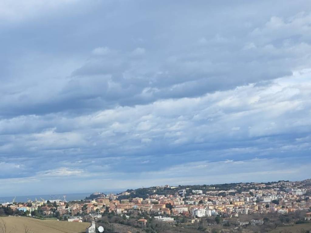 appartamento in vendita ad Ancona in zona Pinocchio