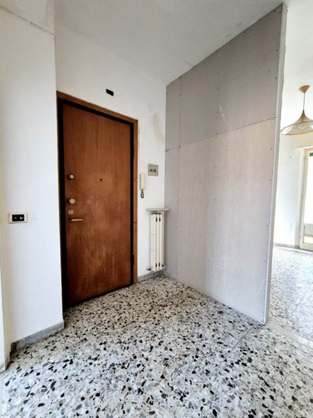 appartamento in vendita ad Ancona in zona Vallemiano