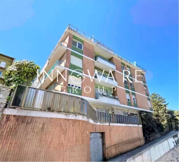 appartamento in vendita ad Ancona in zona Adriatico