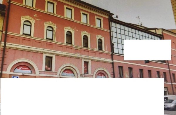 negozio in vendita ad Ancona