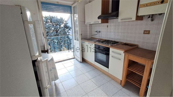 appartamento in vendita ad Ancona in zona Montirozzo