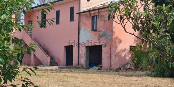 appartamento in vendita ad Ancona in zona Paterno