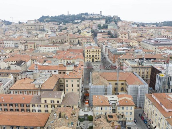 appartamento in vendita ad Ancona in zona Adriatico