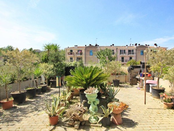 appartamento in vendita ad Ancona in zona Piano San Lazzaro