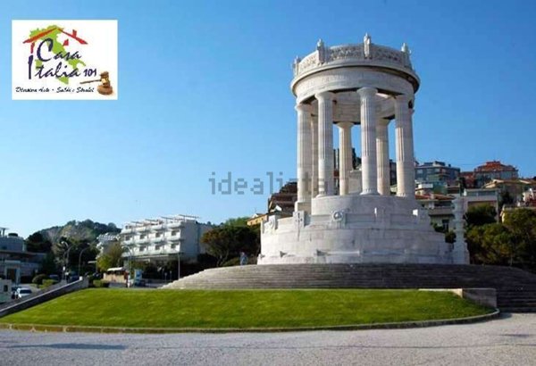 appartamento in vendita ad Ancona in zona Centro Storico