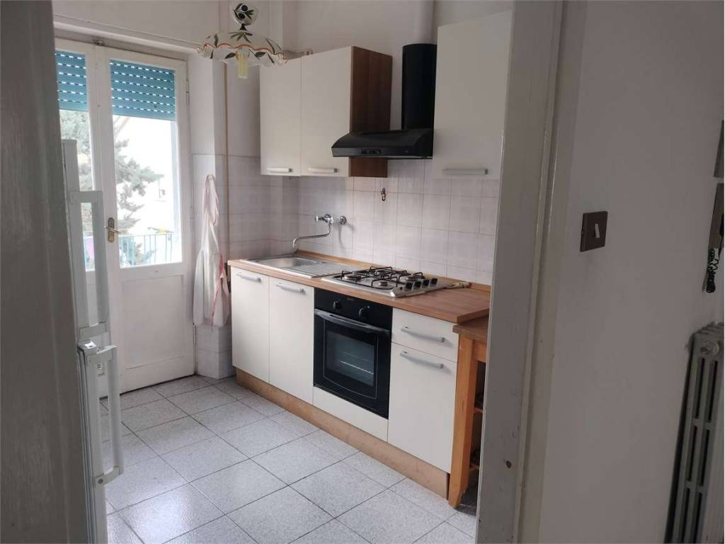 appartamento in vendita ad Ancona in zona Piano San Lazzaro