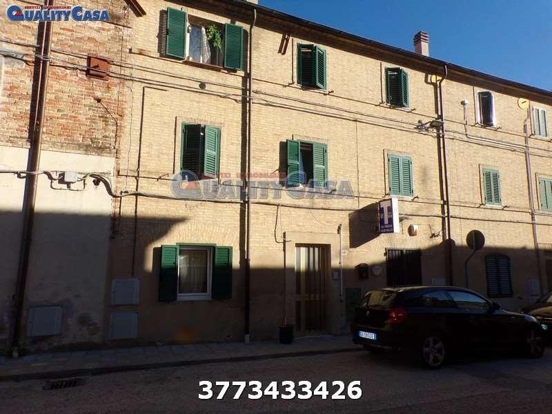 appartamento in vendita ad Ancona in zona Candia