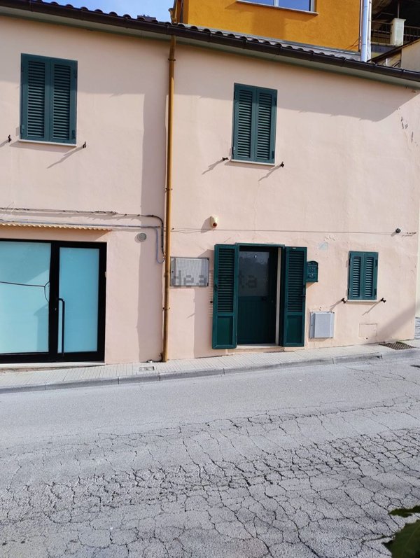 appartamento in vendita ad Ancona in zona Piano San Lazzaro