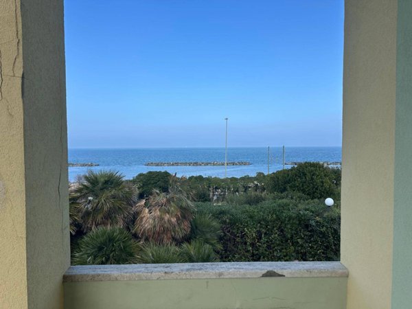 casa indipendente in vendita ad Ancona in zona Piano San Lazzaro