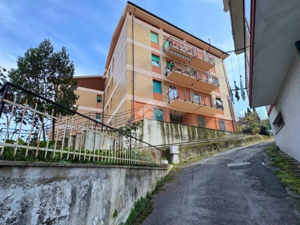 appartamento in vendita ad Ancona in zona Delle Grazie