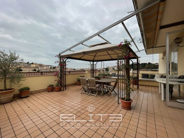 appartamento in vendita ad Ancona in zona Tavernelle