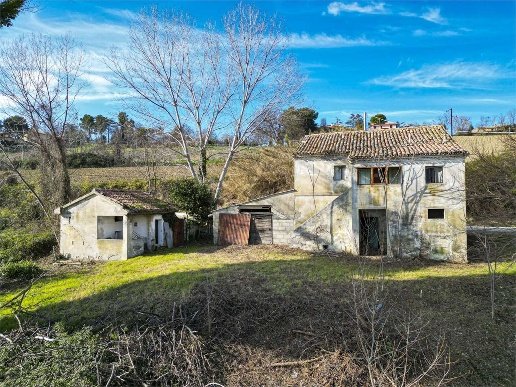 casale in vendita ad Ancona in zona Piano San Lazzaro